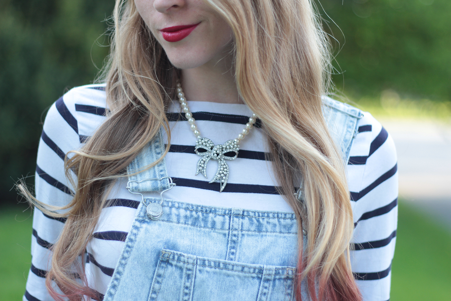 How to wear denim short overalls two ways