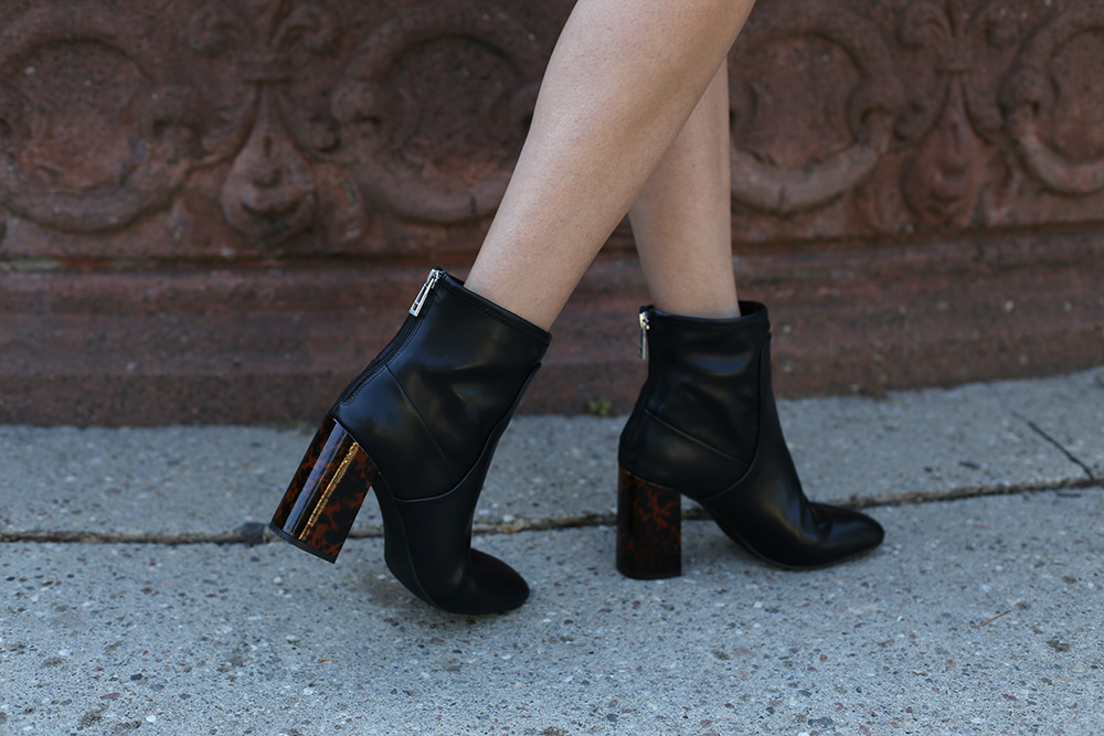 how to style sock booties