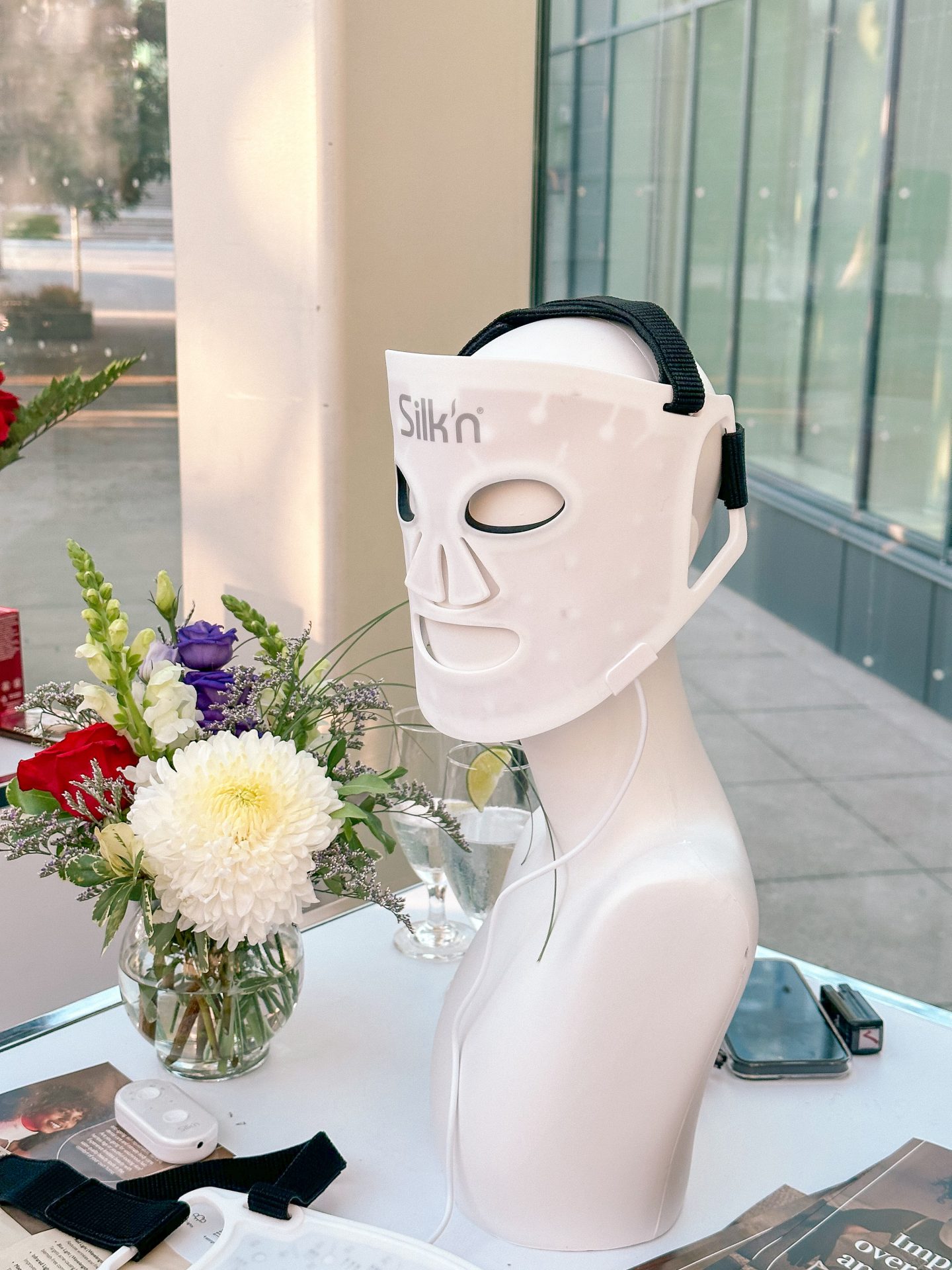 Slik'n LED Red Light Mask Review + How I used it before my wedding.